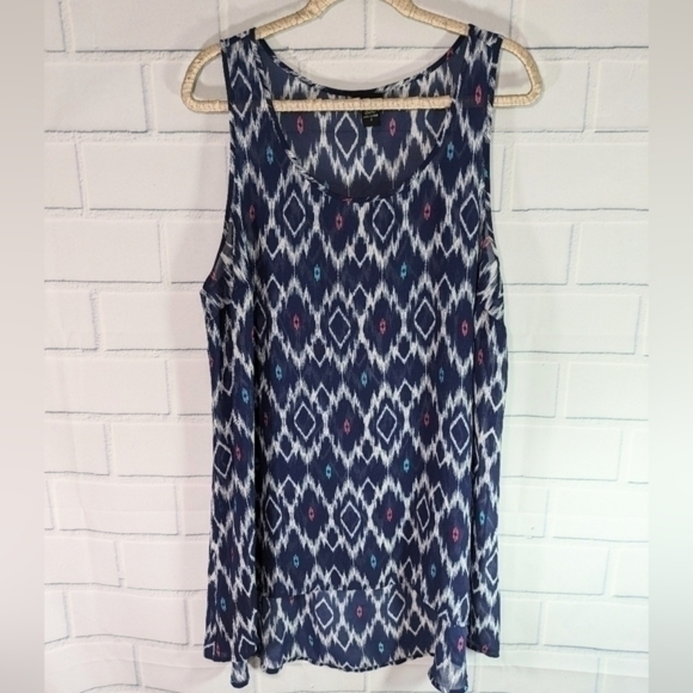 Torrid Navy Ikat Print High/Low Sleeveless Lightweight Top